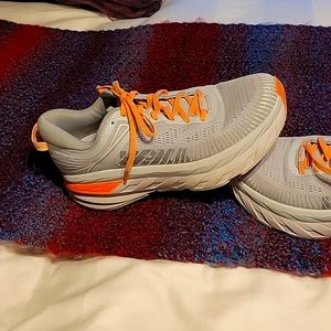 HOKA BIONDI 7 Running shoe in a sz. 8